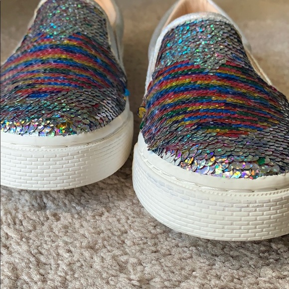 COPY - Girls Flip Sequin Heart Metallic Slip on S… - Picture 3 of 4